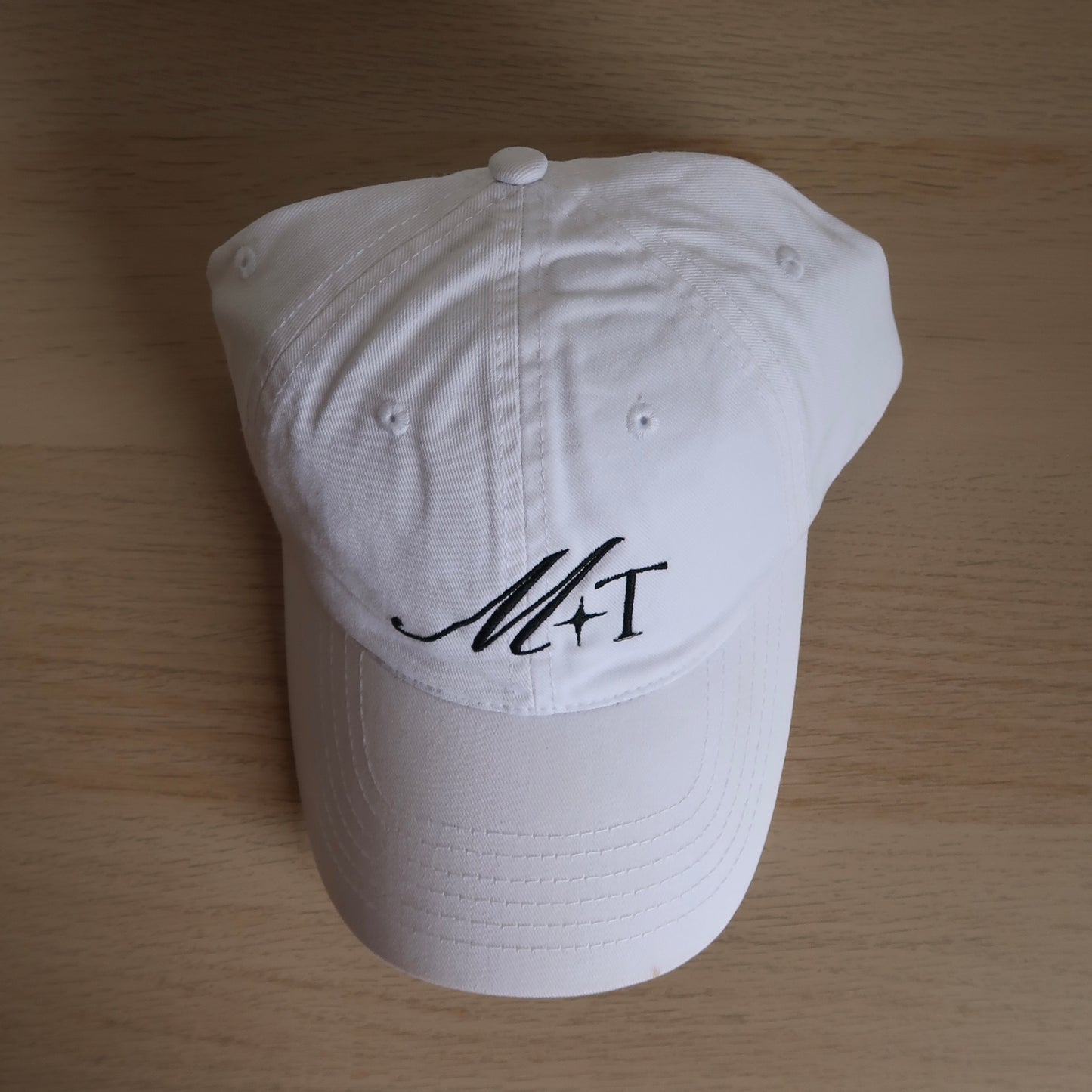 Logo Hat