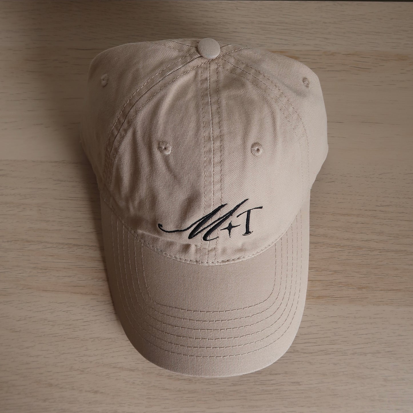 Logo Hat
