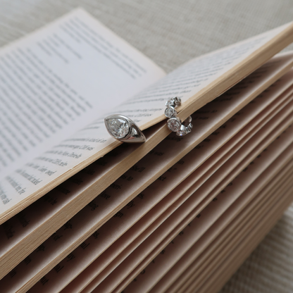 Hasina Round Bezel Diamond Ear Cuff
