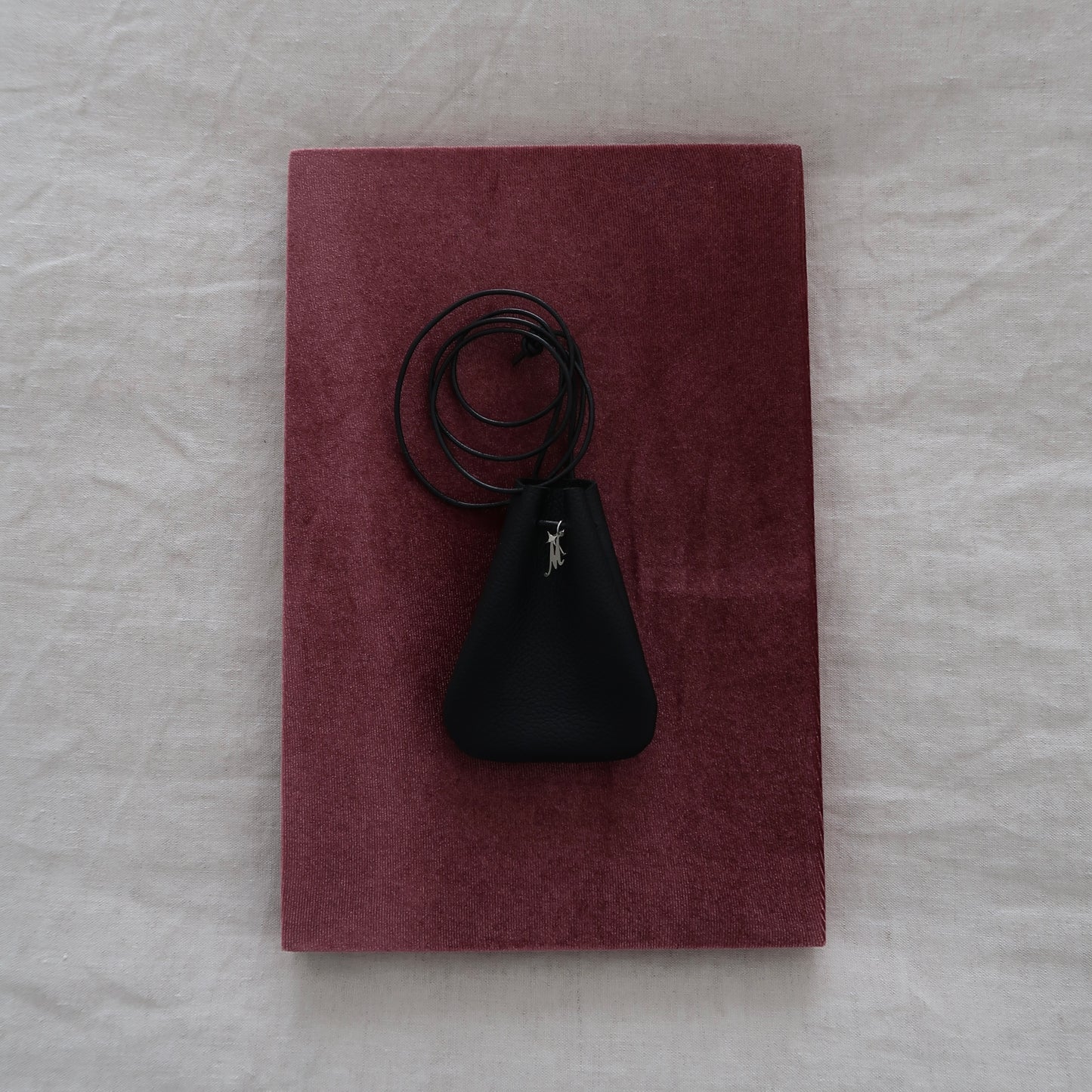 Midnight Un Petite Pouchette Leather Necklace