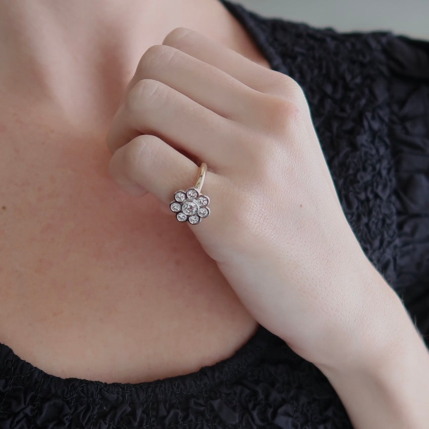 1ct Diamond Daisy Ring