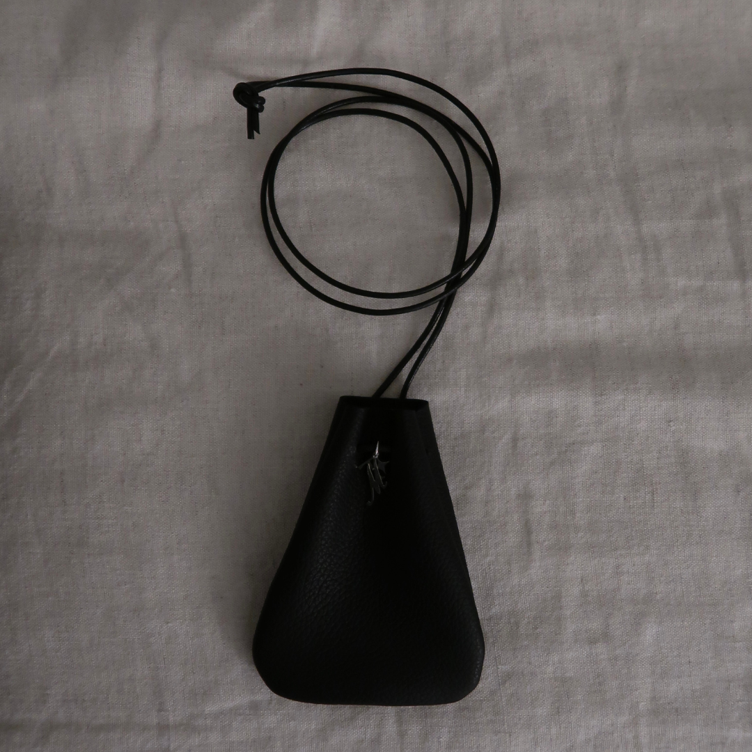 Midnight Un Petite Pouchette Leather Necklace