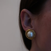 Load image into Gallery viewer, DIANA PEARL EARRINGS
